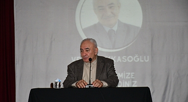 İscehisar'da Yazar Vehbi VAKKASOĞLU Tarafından SABIR ve Mehmet Akif Konulu Söyleşi Gerçekleştirildi