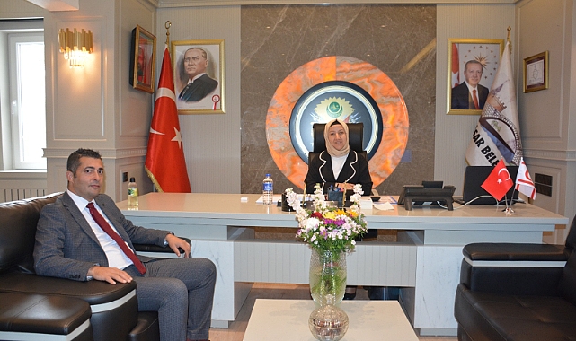 Başkan Seyhan Kılınçarslan'a, OEDAŞ Afyonkarahisar İl Müdürü Cafer Demir,Hayırlı Olsun Ziyaretinde bulundu.