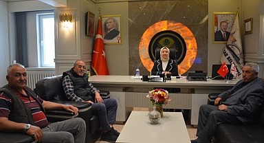 İscehisar Belediye Başkanı Seyhan Kılınçarslan ’a, İscehisar Kalkınma Koperatifi Yönetiminden  Ziyaret