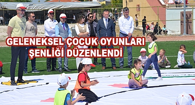 İSCEHİSAR'DA GELENEKSEL ÇOCUK OYUNLARI ŞENLİĞİ DÜZENLENDİ