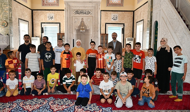 İscehisar Belediye Başkanı Seyhan Kılınçarslan, Yaz Kur’an Kurslarını Ziyaret Etti