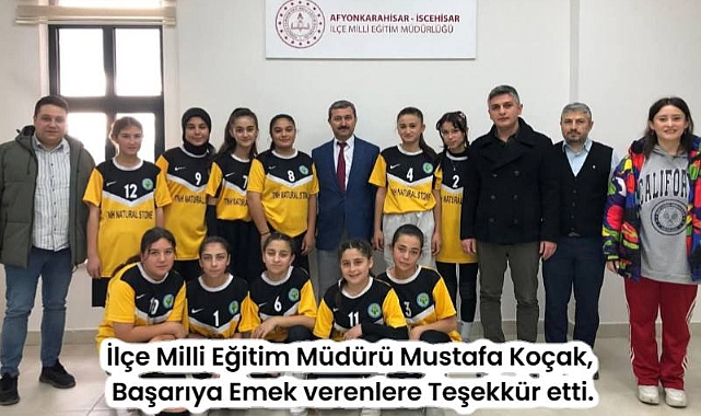 İlçe Milli Eğitim Müdürü Mustafa Koçak,Başarıya Emek verenlere Teşekkür etti.