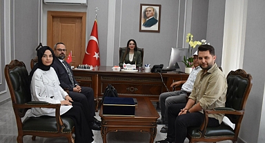 DEMOKRAT PARTİ İLÇE BAŞKANINDAN KAYMAKAM NESRİN UYGUN’A ZİYARET Ziyarette Belediye Meclis Üyeleri de hazır bulundu