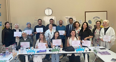 ANNE VE BEBEK SAĞLIĞI İÇİN ÜREME SAĞLIĞI EĞİTİMLERİ DEVAM EDİYOR