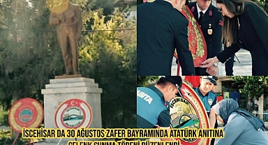 İscehisar da 30 Ağustos Zafer Bayramında Atatürk anıtına çelenk sunma töreni düzenlendi
