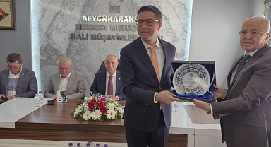 TURMOB GENEL BASKAN ADAYI YILDIZ AFYON DA MESKEKTASLARIYLA BULUŞTU 