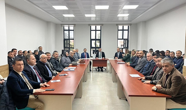 İscehisar'da Eğitim  Değerlendirme Toplantısı Yapıldı